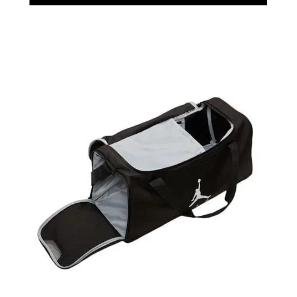 NEW Nike Air Jordan Jumpman Duffle Bag Black & White Size Small # SM0744-023
